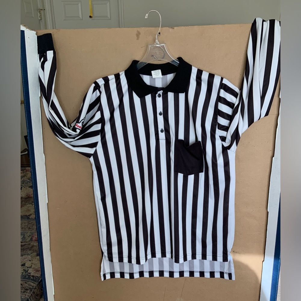 RANDOM UNIQUE UNISEX BUTTON SHIRT.